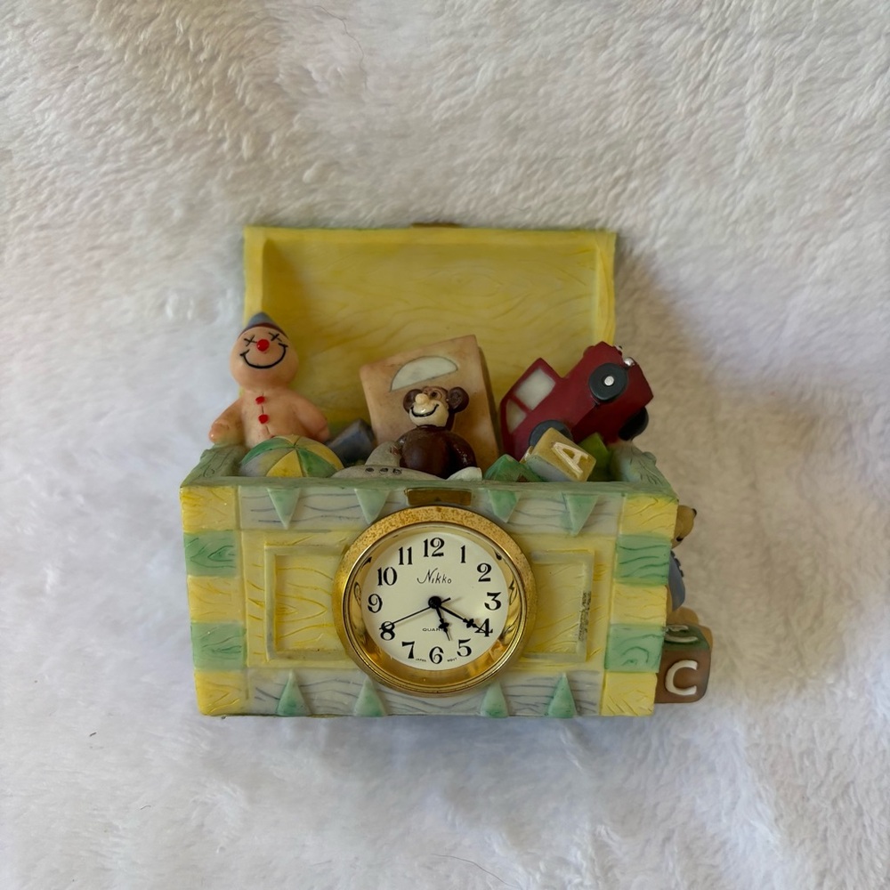 Time Zone Desk Clock 3.5 Inches TOY BOX The Country Timepiece Collection